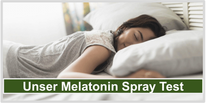 Eine zufrieden schlafende Frau Melatonin Spray Test Bild
