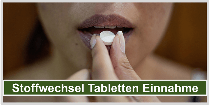 Eine Frau, die eine Tablette einnimmt Stoffwechsel Tabletten Einnahme Bild